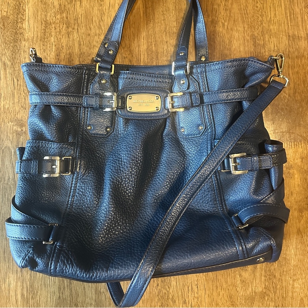 Michael Kors Gansevoort Navy Leather Tote